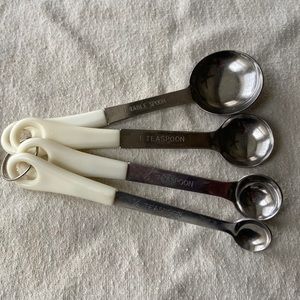 🌺Taiwan Stainless Steel 4 Piece Measuring Spoon set